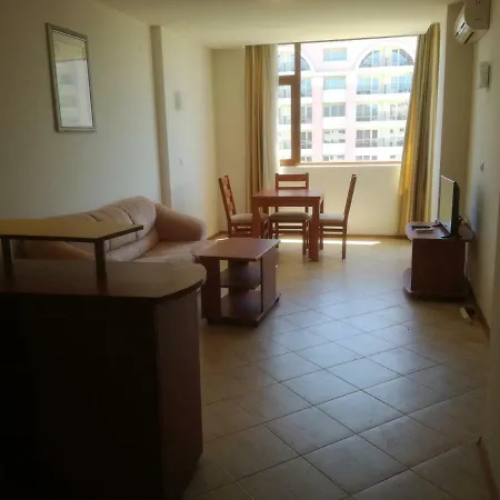 شقة Top Floor In Poseidon Complex