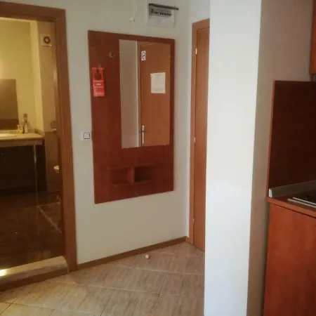 Апартамент Top Floor In Poseidon Complex